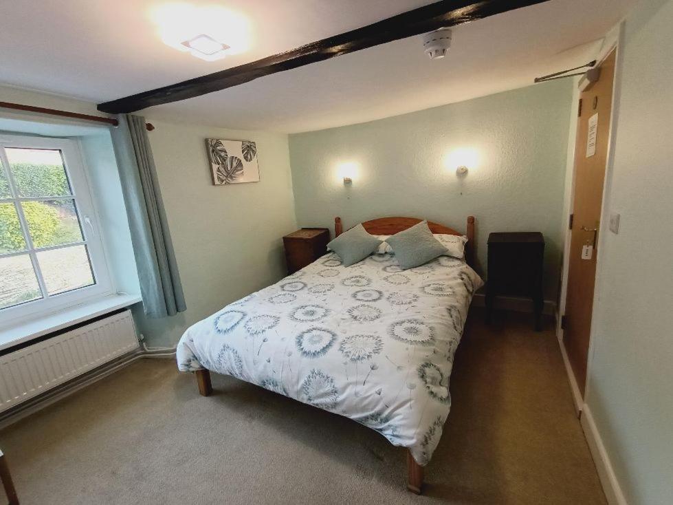 The Harp Inn Glasbury Esterno foto