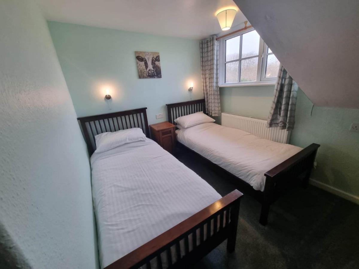 The Harp Inn Glasbury Esterno foto