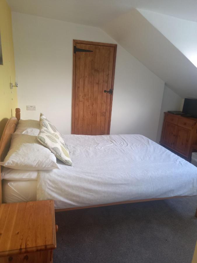The Harp Inn Glasbury Esterno foto